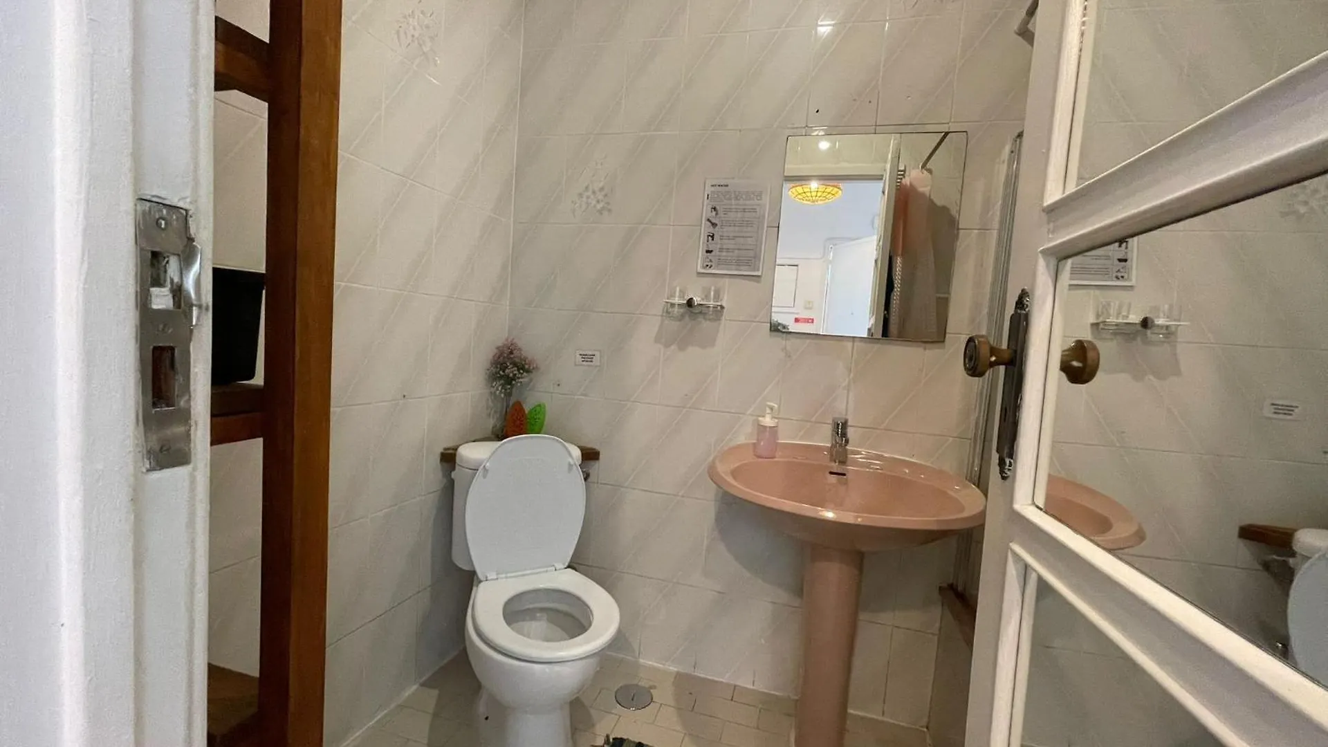 Maria Shared Apartment In Central Lisbon