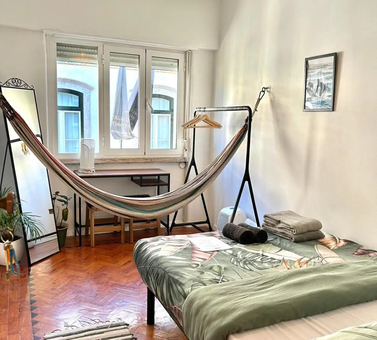 Maria Shared Apartment In Central Лиссабон 0*,