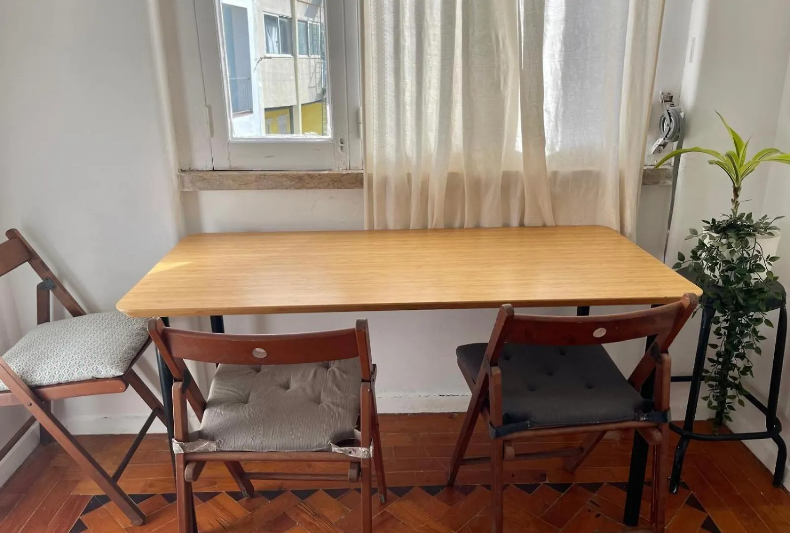Maria Shared Apartment In Central Лиссабон Гостевой дом
